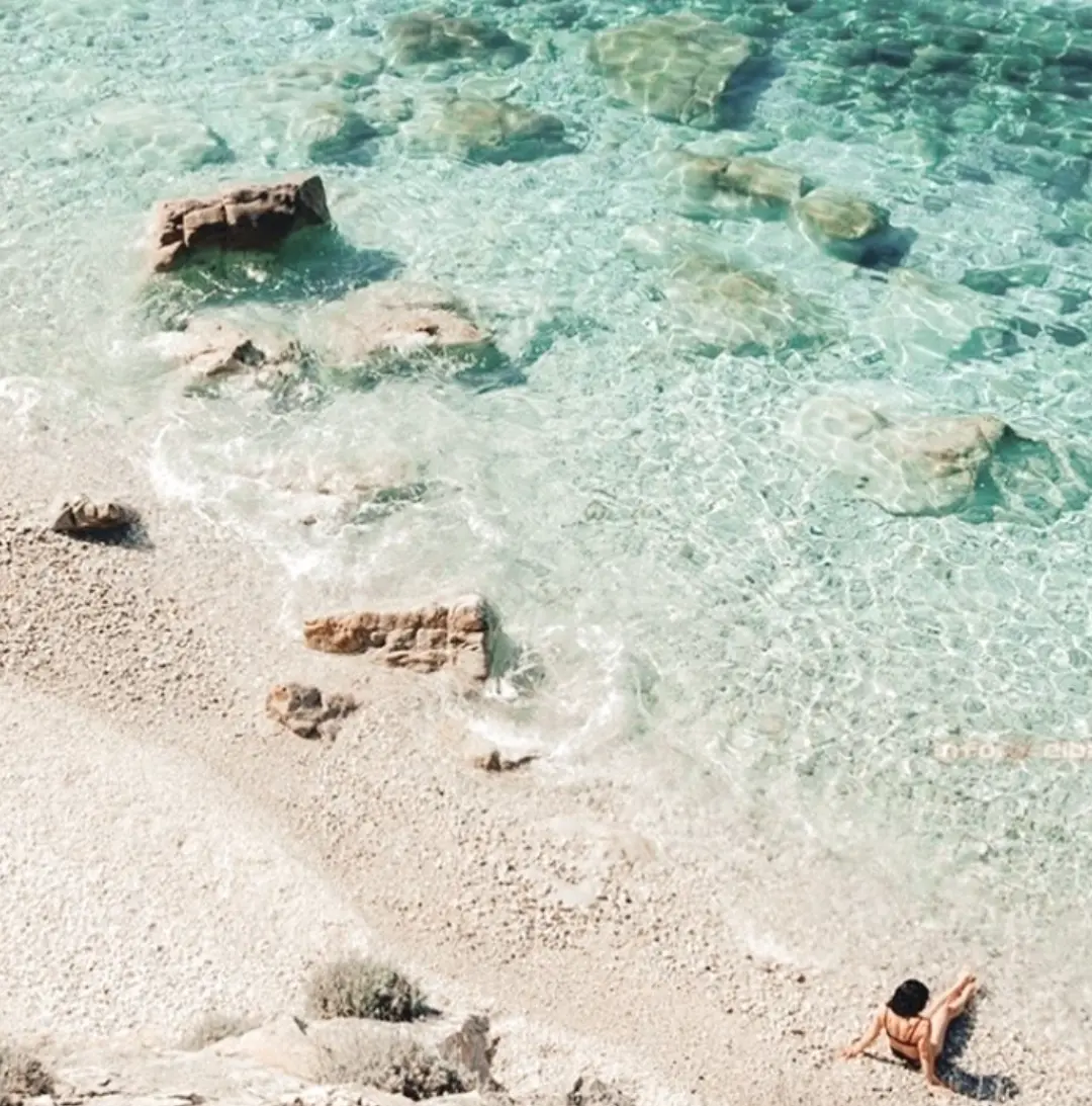 Cala Luna jewellery lifestyle shot